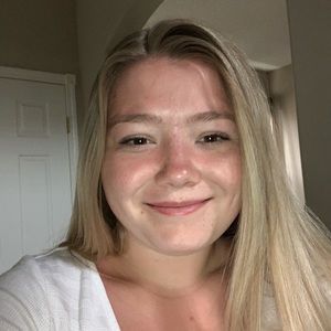 Meet your Posher, Cassie